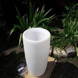 Nowodvorski lampa stojąca zewnętrzna (świecąca donica) Flowerpot M E27 biała 9712
