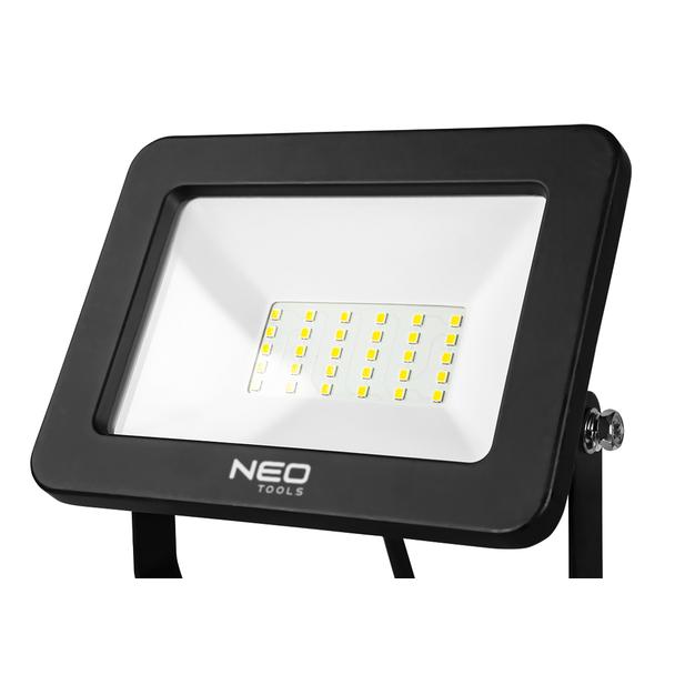 Reflektor podwójny 2x50W SMD LED 9000lm na statywie 1.8m 99-062 GTX Poland