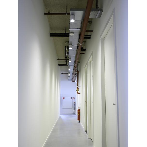Oprawa DOWNLIGHT SURFACE DN 90 P 15W 840 60D IP65 WT