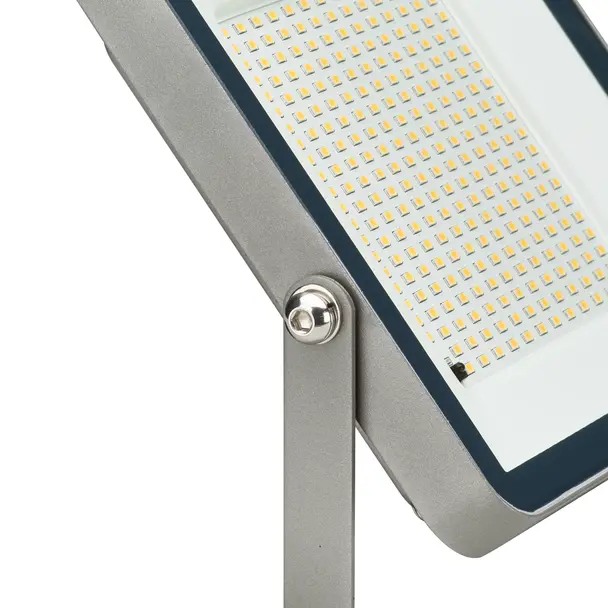 Naświetlacz LED Ledinaire BVP085 13W 1690lm IP65 3000K barwa ciepła ściemnialna LED17/830 9,11402E+11 PHILIPS