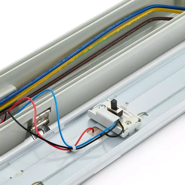 Oprawa hermetyczna Ledinaire WT065C przelotowa 42/23W 2900/4800lm IP65 4000K barwa neutralna LED29_4 9,11402E+11 PHILIPS
