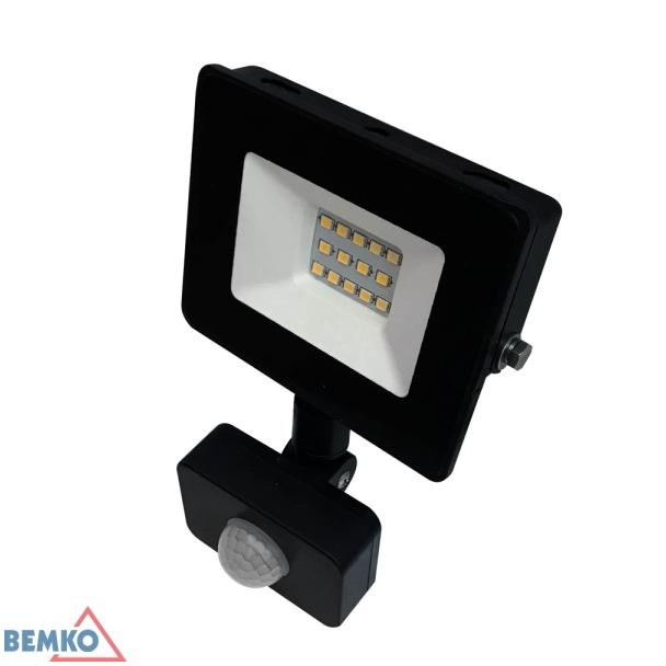 NAŚWIETLACZ LED SMD KASTEL 10W 4000K 800LM IP65 CZARNY CZ. PIR C64-S-LFK-010BL-4K S-C64-S-LFK-010BL-4K BEMKO