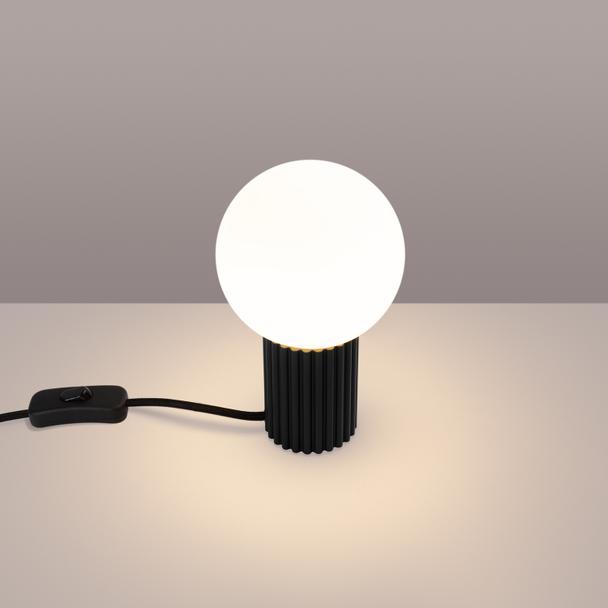 Lampa biurkowa HALO czarna
