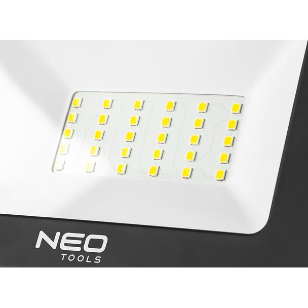 Reflektor podwójny 2x50W SMD LED 9000lm na statywie 1.8m 99-062 GTX Poland