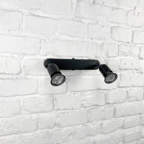 Lampa LED VALUE PAR16 50 120 4,5W/827 230V GU10 BK
